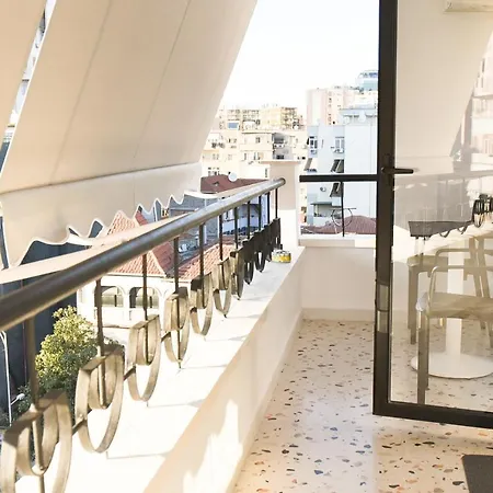 Matisse No3 - One Bedroom With Balcony Τίρανα